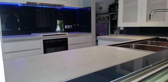 Acrylic Splashbacks,cut to size, shape,coloured or printed By ISPS Innovations